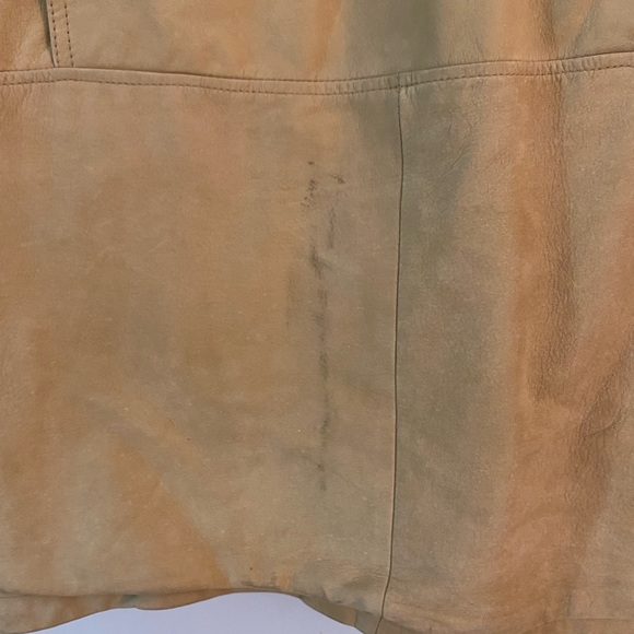 ☀️ Golden Bear • Suede Jacket - Picture 8 of 8